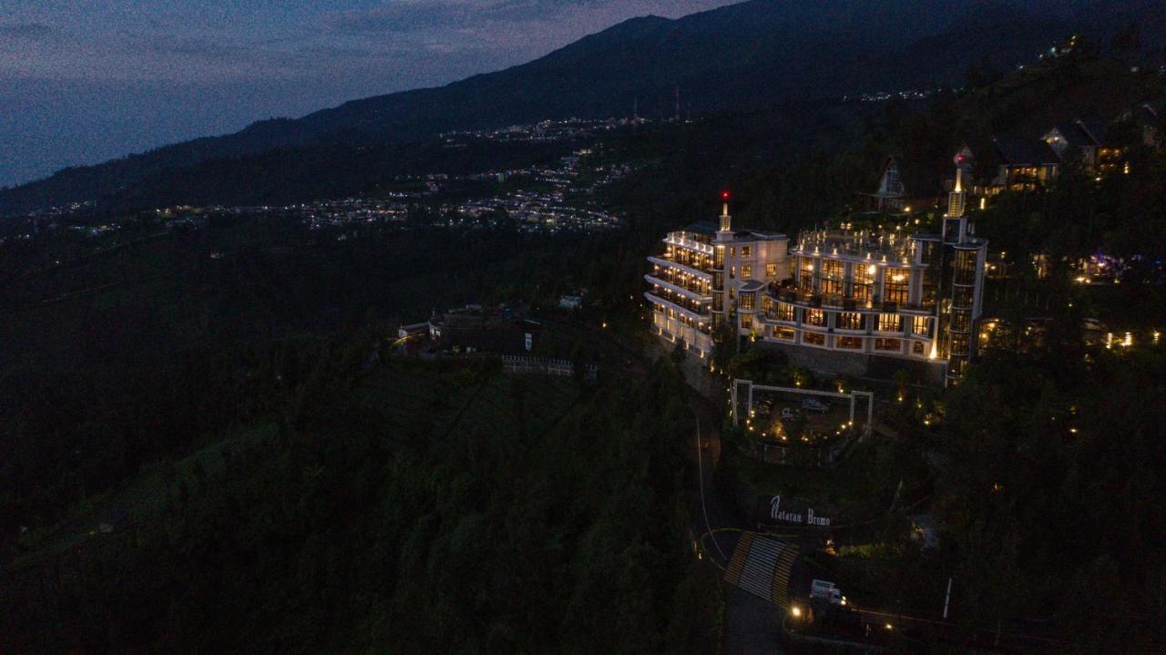 Hotel Plataran Bromo Esterno foto