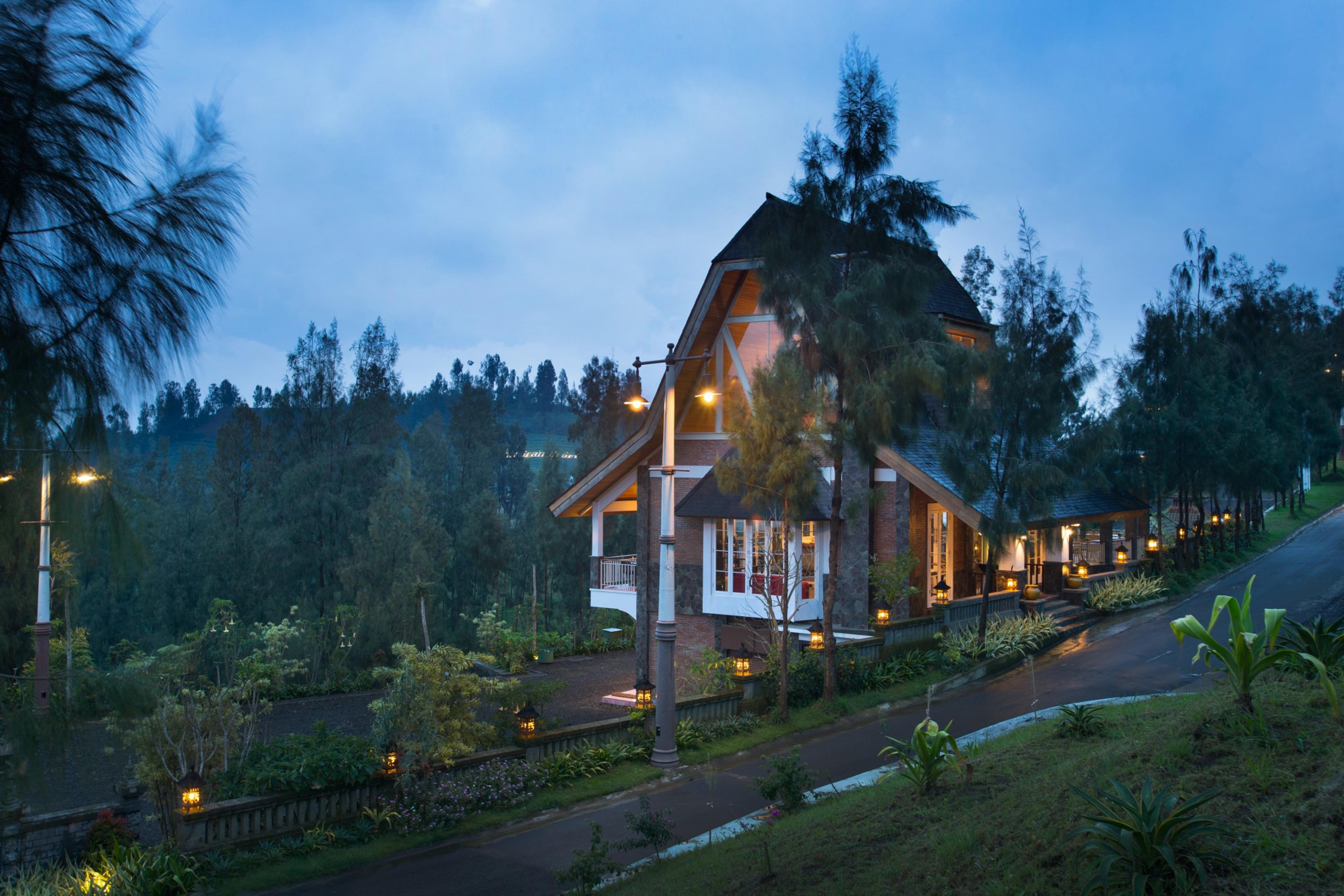 Hotel Plataran Bromo Esterno foto