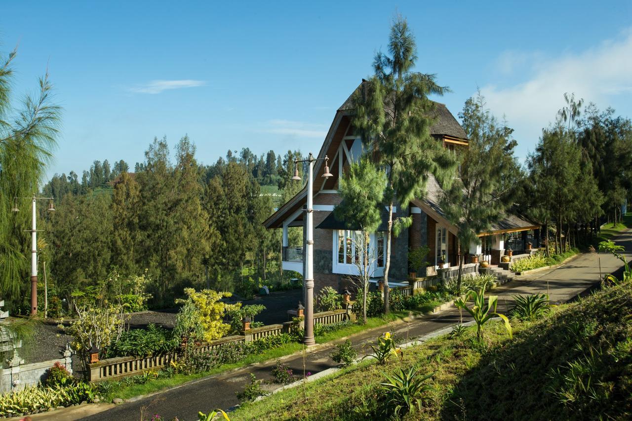 Hotel Plataran Bromo Esterno foto