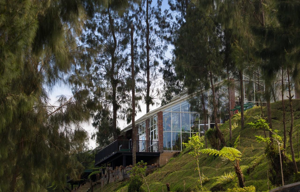 Hotel Plataran Bromo Esterno foto